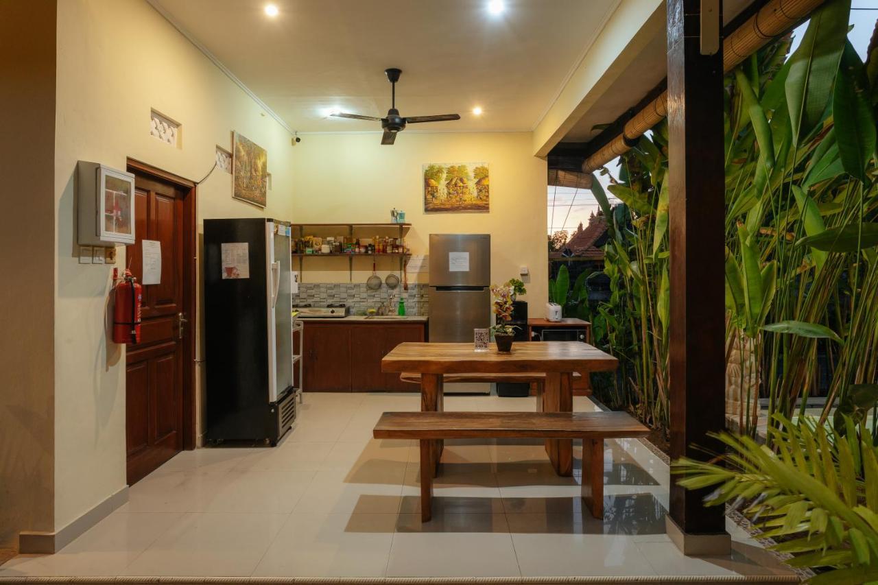 Bubu Canggu Guesthouse Luaran gambar
